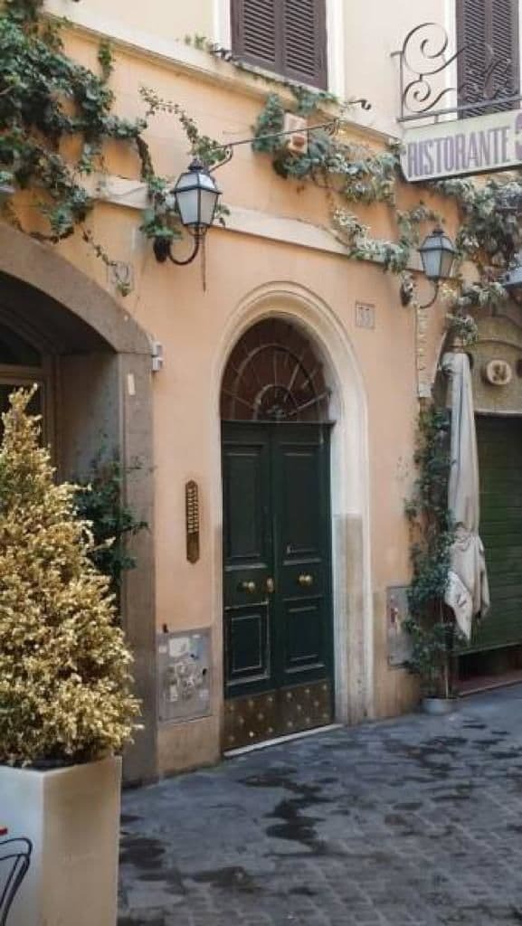 Апартаменты Domus De Fiori Рим Экстерьер фото